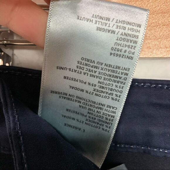 L' Agence Midnight Blue Margot High Rise Skinny Crop Pants L2 - Picture 8 of 9